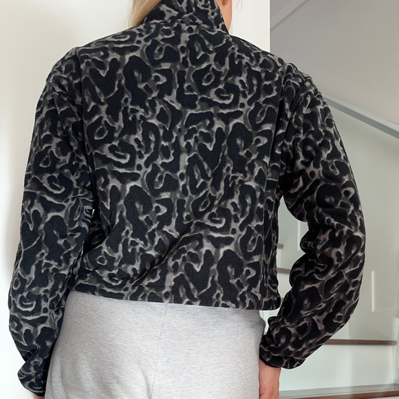 Aritzia Quarter Zip Fleece - Picture 3 of 3